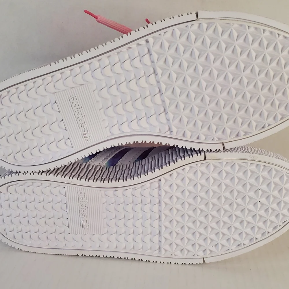 adidas women’s platform
